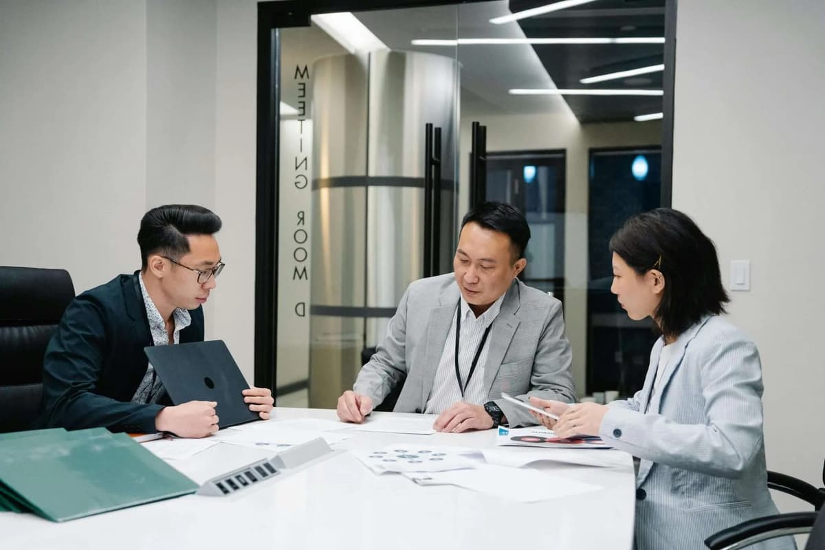 Confidently Facilitate Meetings